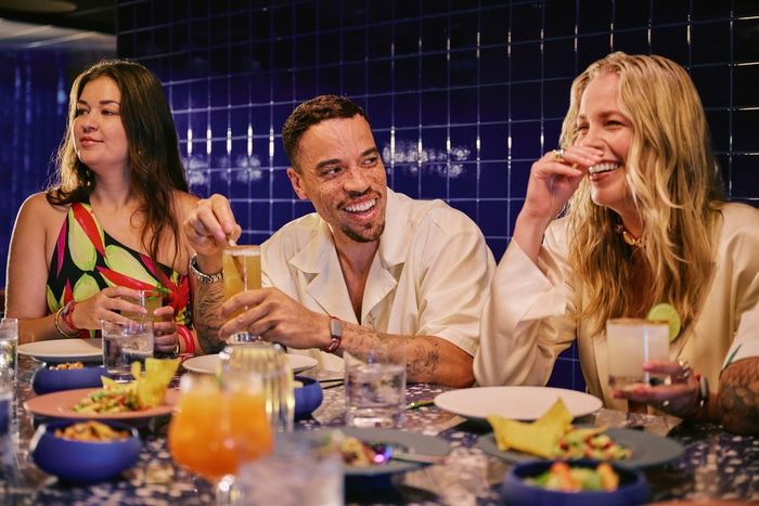 Restaurants, Bars & Cafés on Resilient Lady